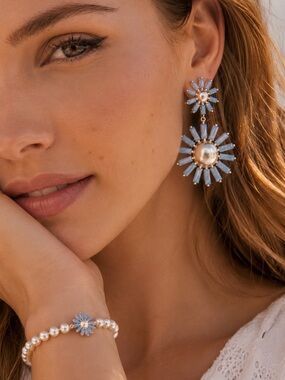 NWOT Kendra Scott Madison Daisy Pearl Blue Opal Earrings + Stretch Bracelet set